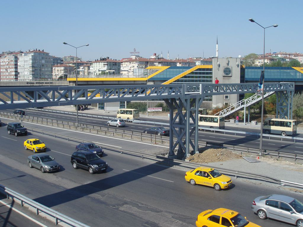 KALYON İNŞAAT - E5 ÜZERİ ÜSTGEÇİT